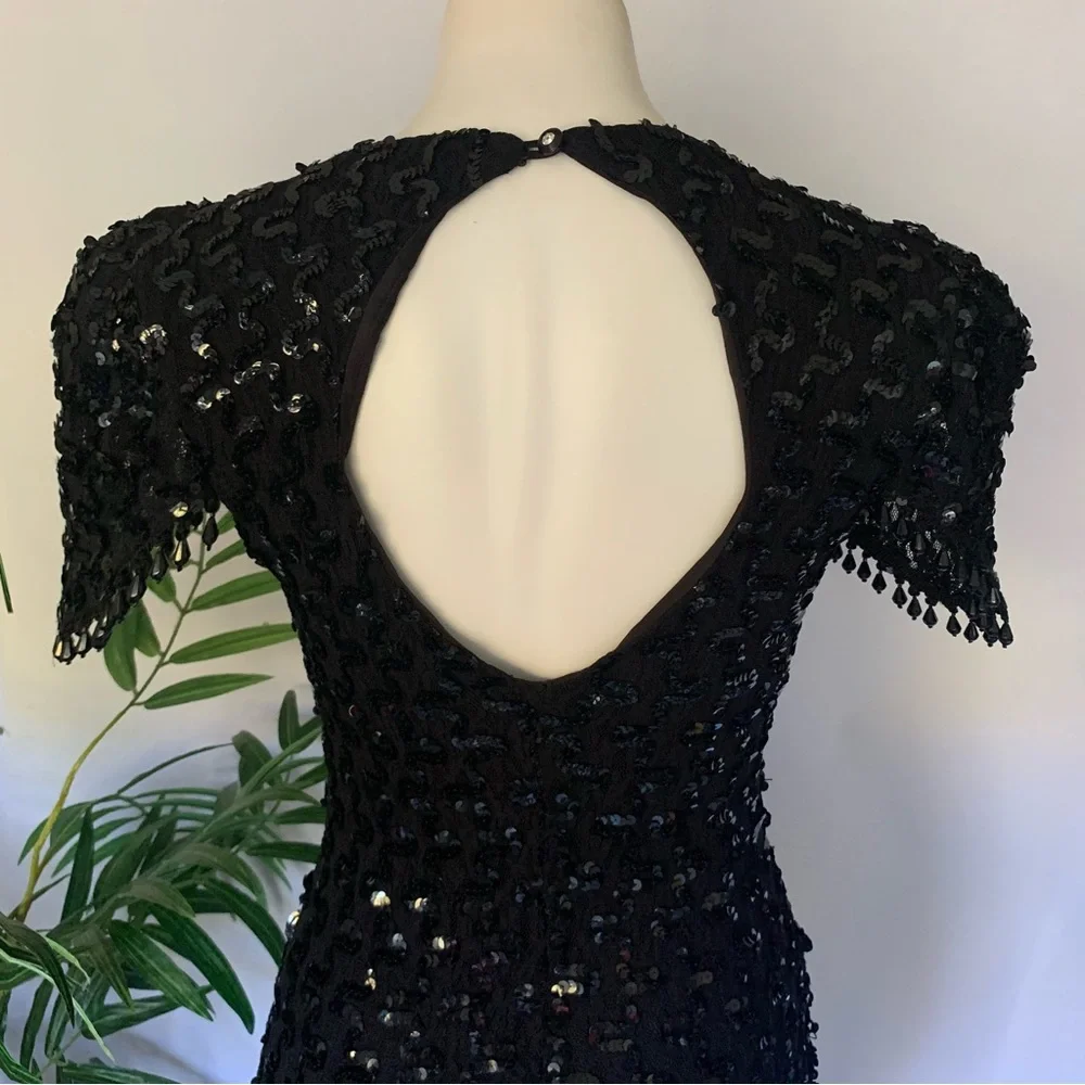 g l a m :: Vintage Glamorous Sequin Beaded Gatsby Dress - Picture 7 of 15
